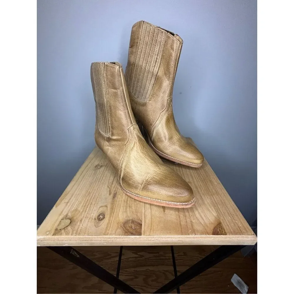 NEW Free People Women's Western New Frontier Chelsea Boot Distressed Tan Size 41 - Picture 2 of 9